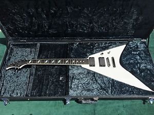 Caparison Orbit FX+EMG Frost White Flying V Guitar Excellent+ Condition