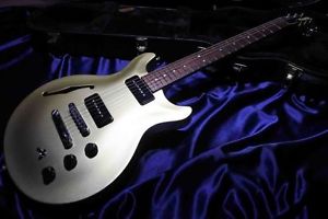 HAMER USA Artist Vanguard 25th Anniversary Used  w/ Hard case