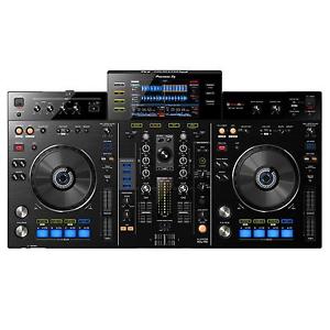 Pioneer XDJ-RX Digital DJ Controller