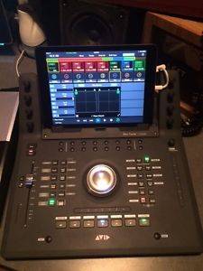 Avid Pro Tools Dock Bundle (With 32 G i Pad Air 2 and Adapters)