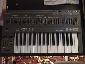 Roland SH-101 Keyboard Synthesizer w/ Power Supply SHIPS FROM US!