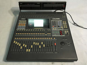 Yamaha 02R Version 2 Digital Mixer Mixing Console w/MB02 Peak Mete USED IN JAPAN