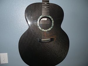 RainSong Classic JM1000 Acoustic/Electric Guitar Jumbo w/case