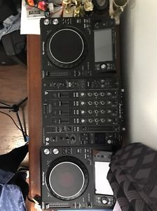 2 XDJ 1000MK2 and DJM 900 NXS2