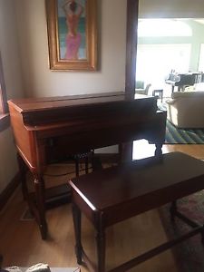 Hammond B3 and Leslie 122