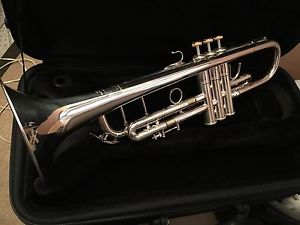 BACH STRADIVARIOUS Bb TRUMPET  MODEL 180-37