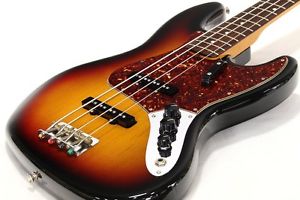 Used Fender USA / American Vintage 62 # 2 Jazz Bass 3Knobs 3-Color Sunburst
