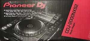Pioneer - CDJ-2000NXS2 - Professional Multi CD - DJ Controller