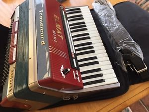 Light Weight Elmat Midi Accordion, Totally Reconditioned Transicord