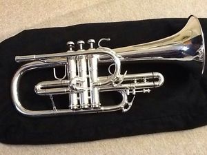 Bach Strad " Woody Shaw " Flugel.