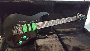 Ibanez Universe 1991 MINT