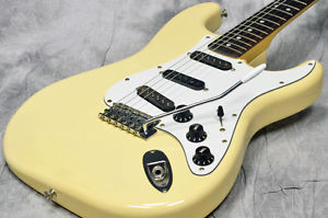 Fender Japan ST72-58US Mod Olympic White Rosewood 2000 Age Regular Condition