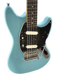 Fender Mustang ‘69, Sonic Blue, Offset, 2011, Near MINT Condition
