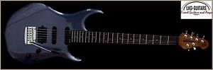Music Man Steve Lukather – Luke III Bodhi Blue - HSS Bestückung