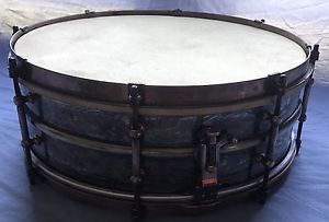 Vintage 20's Ludwig Black Beauty 5x14 Scroll