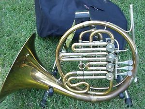 Hans Hoyer Bb/A+ Single French Horn – NR