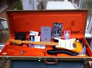 FENDER CUSTOM SHOP USA 1956 RELIC STRATOCASTER STRAT WITH ORIGINAL CASE + CANDY