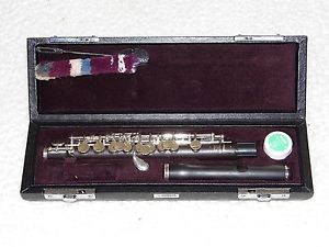 Yamaha YPC-62 YPC62 Piccolo W/ Hard Case Japan Japanese Musical Instrument
