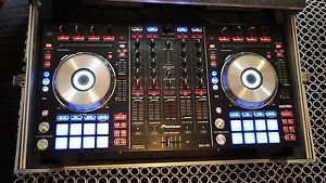 Pioneer DDJ SX Lane Amp Accusound floor speakers