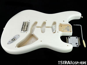 USA Fender ERIC JOHNSON Strat BODY & HARDWARE American Nitro White Blonde SALE!