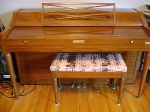 BALDWIN SPINET PIANO   with original paperwork