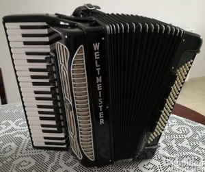 Weltmeister Supita double tone chamber 120 bass piano accordion- worldwide