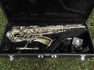 YAMAHA YTS-23 TENOR SAXOPHONE, JAPAN, MOUTHPIECE, ACCESSORIES, CASE, VERY CLEAN