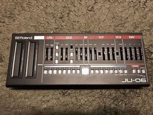 Roland JUNO-106 JU-06 synthesizer Audio Japan Beautiful Free shipping w/tracking
