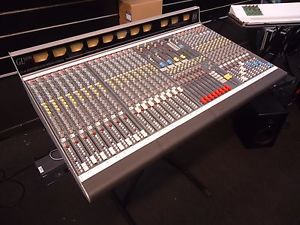 ALLEN & HEATH GL3300 24-CHANNEL PROFESSIONAL MIXER/MIXING CONSOLE DESK @ GOSFORD