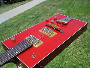 1999 Gretsch Bo Diddley G6138 Red Rectangular Guitar