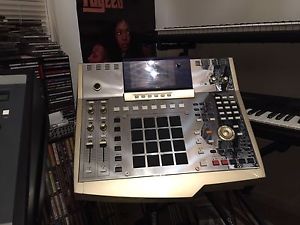 Akai MPC4000 Music Production Center (Chromed Out by Forat)