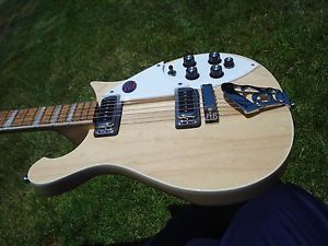 2016 Rickenbacker 620 Mapleglo Electric Guitar 6 String - Near MINT