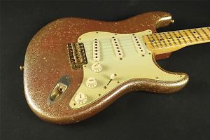 Fender Custom Shop '65 Stratocaster Gold Sparkle/Dakota Masterbuilt John Cruz
