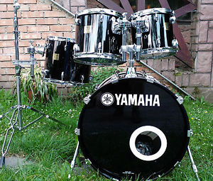 Yamaha Maple Custom Absolute Shell Set &Halterungen