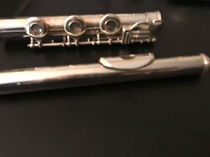 YAMAHA 481II INTERMEDIATE SOLID SILVER FLUTE OPEN HOLE INLINE G LOW B