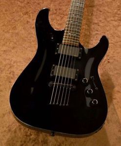 SCHECTER, HELLRAISER AD-C-1-HR, Very Good condition, Black, with soft case