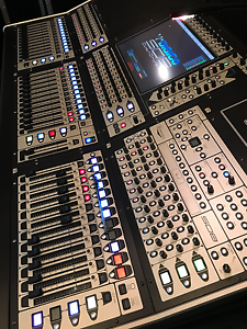 DiGiCo SD-8 with SD-192 Rack / 56 / 40 / 8 AES all with OPTOCORE
