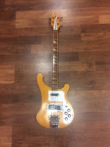 1975 Rickenbacker 4001 vintage bass guitar