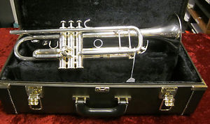 Yamaha Xeno YTR 8335 Trumpet With Case And Mouthpiece
