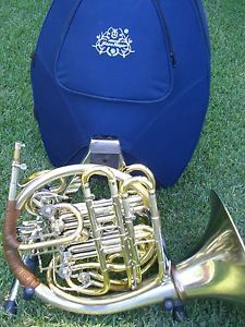 Hans Hoyer F/Bb/f customized Triple French Horn – NR
