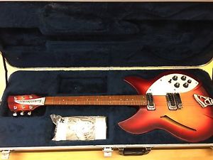 Rickenbacker 330 FireGlo