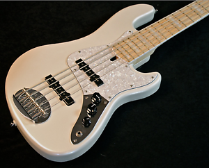 Lakland Skyline DJ5 White Pearl (B Stock)