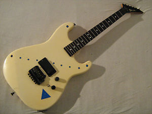 80's CHARVEL MODEL 2 -- EMG PICKUP -- KAHLER USA TREMOLO