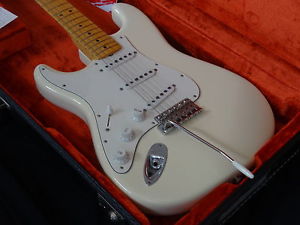 Fender Jimi Hendrix Tribute Stratocaster 1997 Olympic White w/ Strap Cable Case