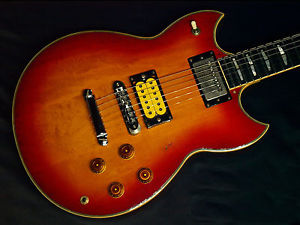 YAMAHA SG-2000 Rare Red Sunburst Electric Guitar Base Popular with Hard Case