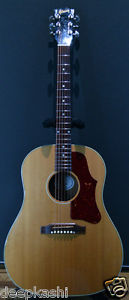 *Popular* Gibson J-50 Acoustic Guitar W/Original hard case 2009