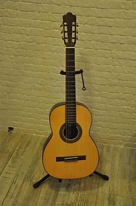 Solid Rosewood_ Classical Guitar Di Giorgio Signorina - 1965 Gold Label