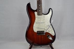 FENDER SPECIAL EDITION KOA STRATOCASTER, SEYMOUR DUNCAN PUPS, CASE INCLUDED
