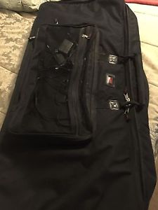 Yamaha MO6 Keyboard Synthesizer Whith Protector Cover.!!!