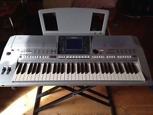 Yamaha PSR-S700 Profi-Keyboard, Top Zustand, NP 1.150,- €